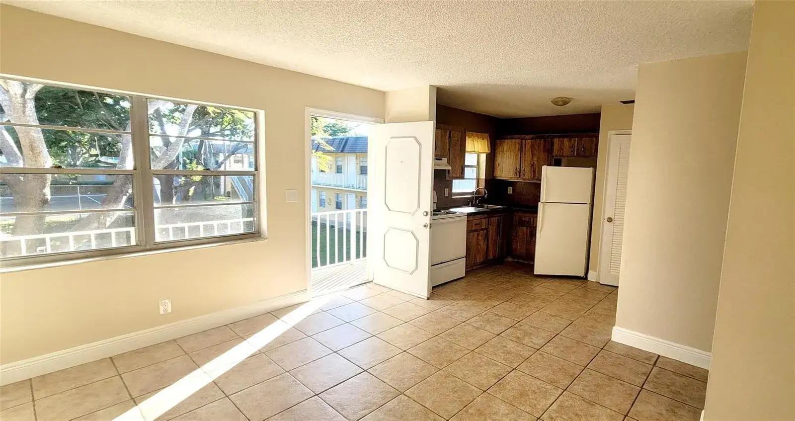 5192 NE 6TH Avenue # 823, Oakland Park FL 33334