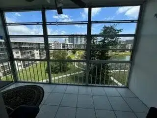 2903 Point East Drive # K604, Aventura FL 33160