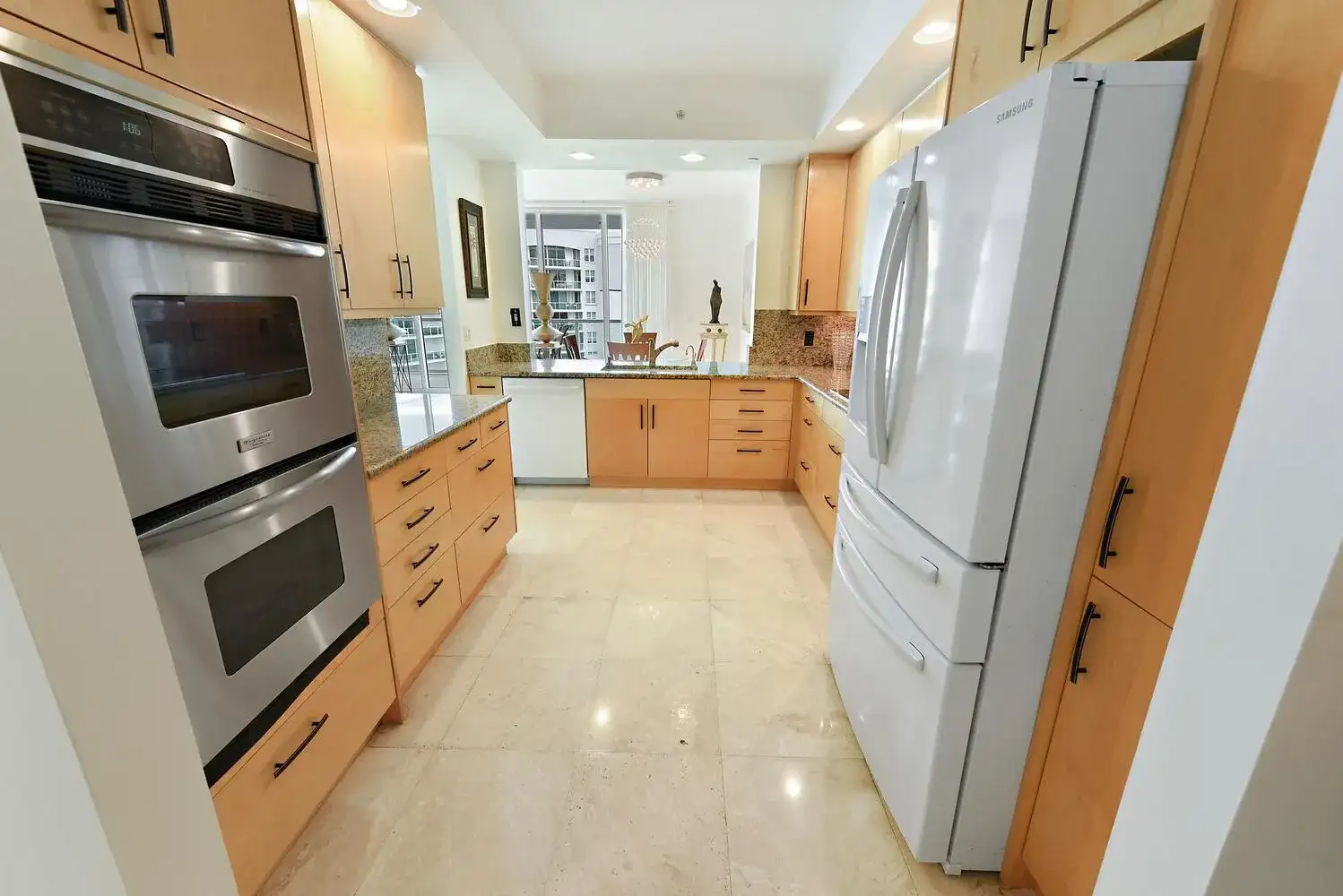550 SE Mizner Boulevard # B702, Boca Raton FL 33432 photo 4
