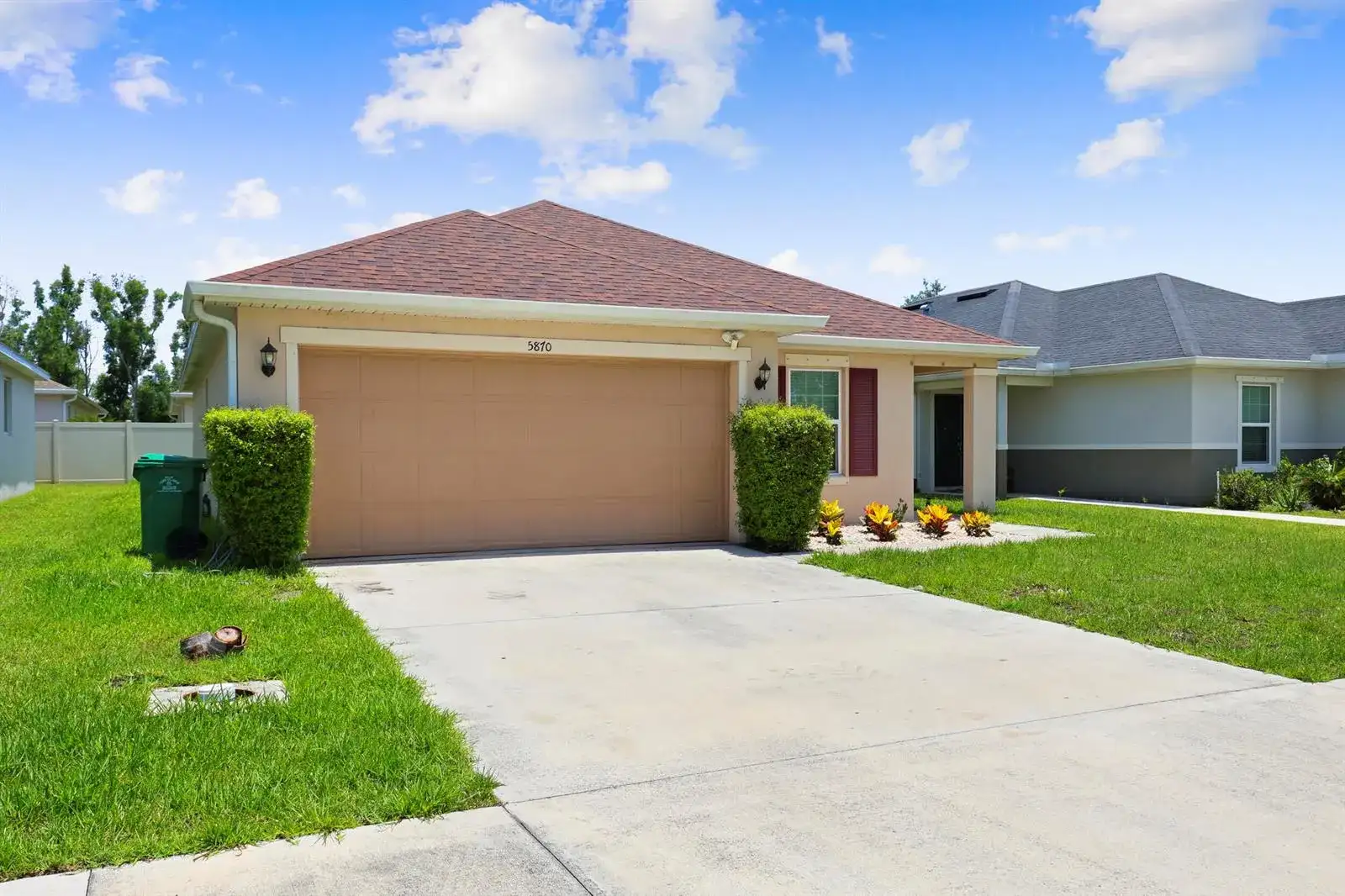 5870 NW Pine Trail Circle, Port St. Lucie FL 34983 photo 2