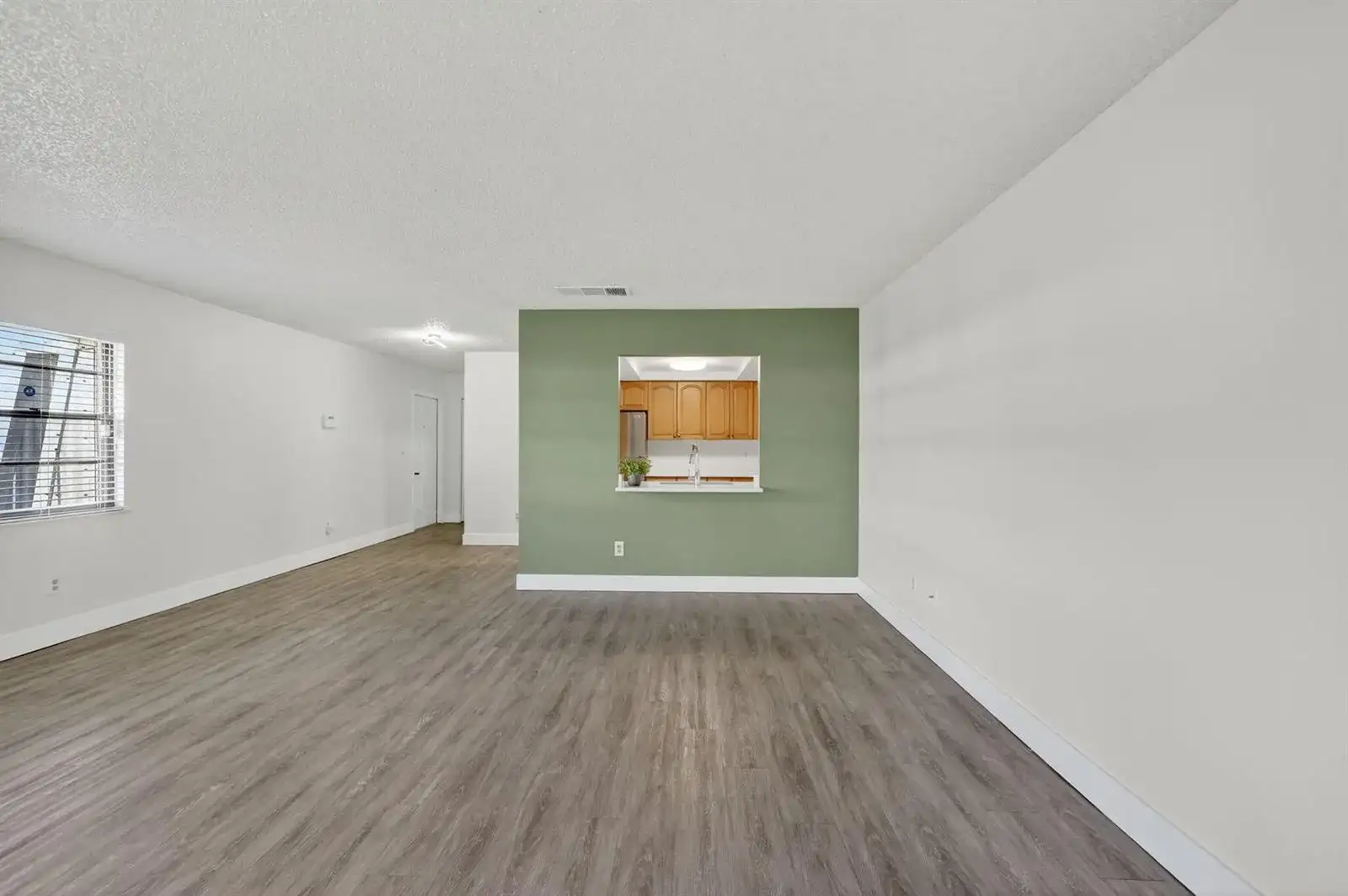 2513 S 17th Street # 206, Fort Pierce FL 34982 photo 4