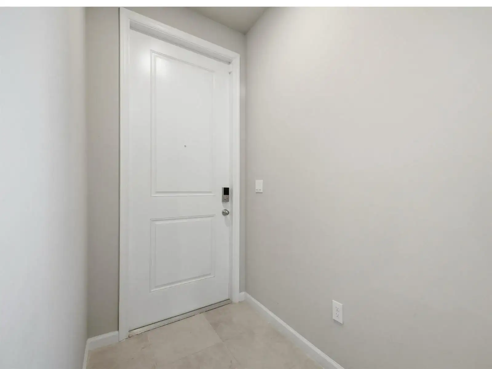 5720 Mentmore Drive, West Palm Beach FL 33407 photo 4