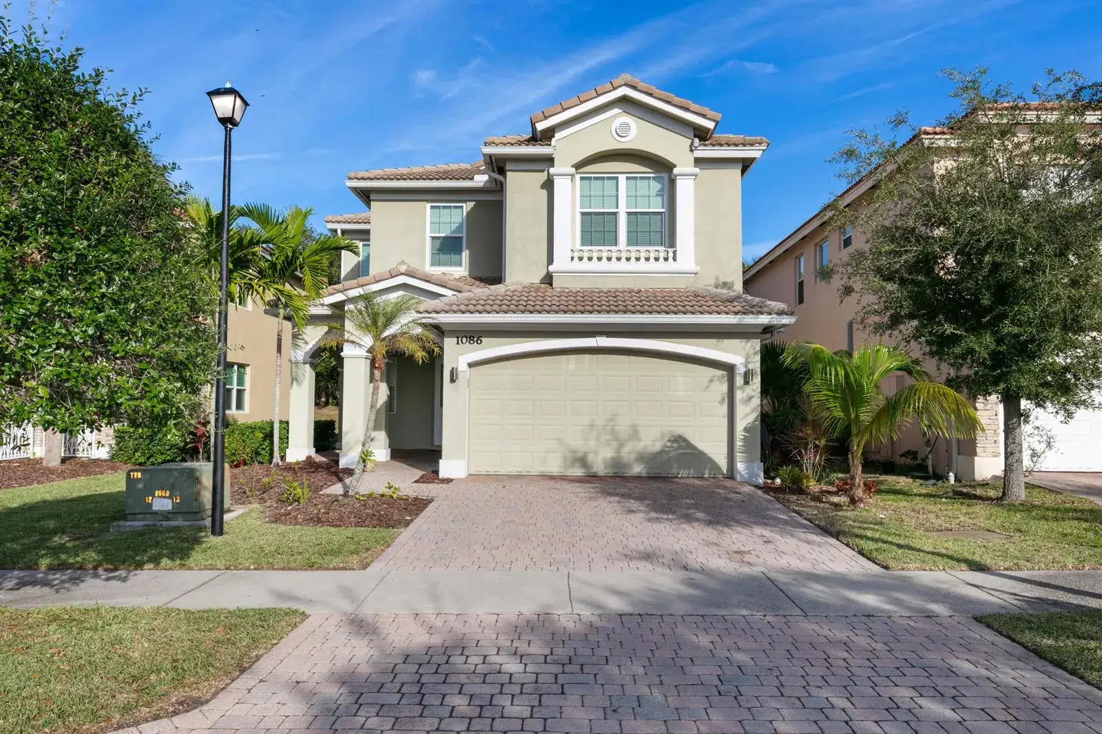 1086 NW Leonardo Circle, Port St. Lucie FL 34986