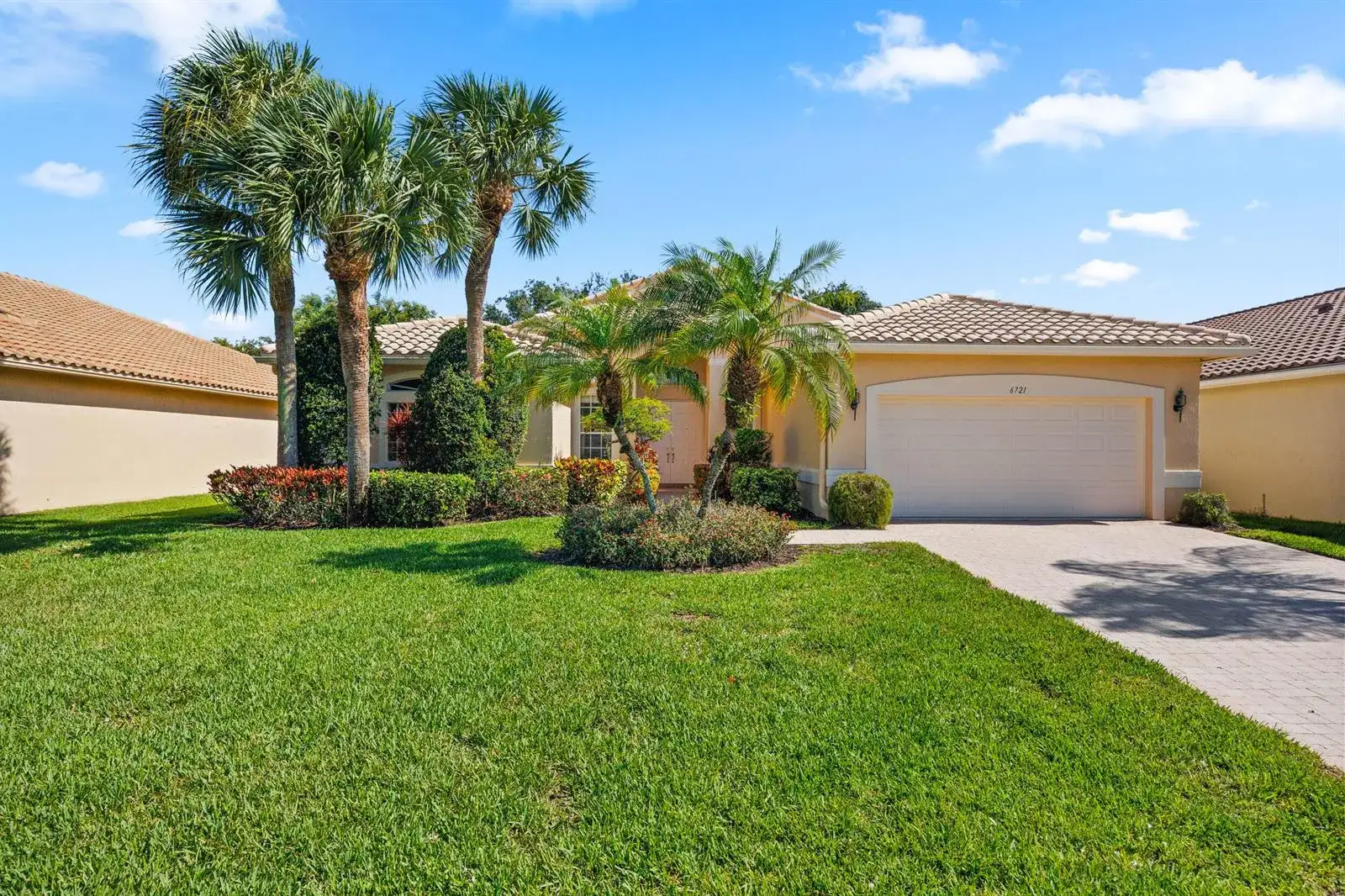 6721 Arno Way, Boynton Beach FL 33472 photo 2