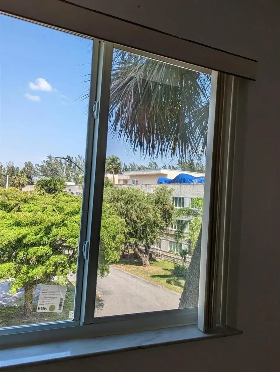 14830 N Naranja Lakes Blvd Boulevard, Homestead FL 33032 photo 2