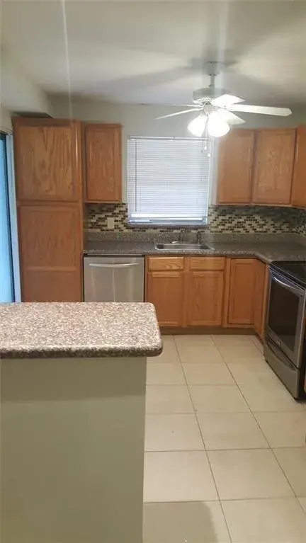 180 NE 12th Avenue # 17a, Hallandale Beach FL 33009