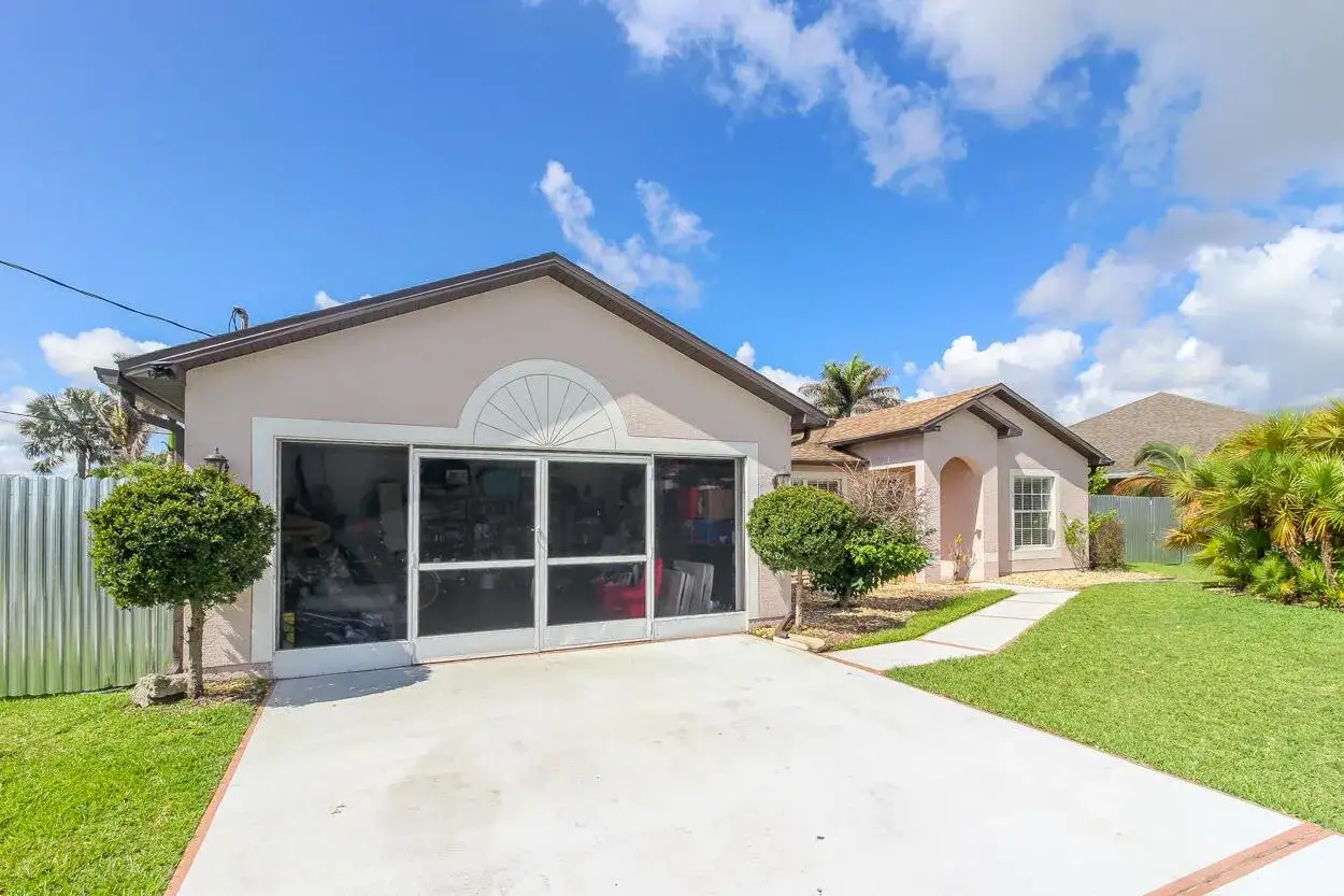 2718 SW Hamilton Avenue, Port St. Lucie FL 34987 photo 5