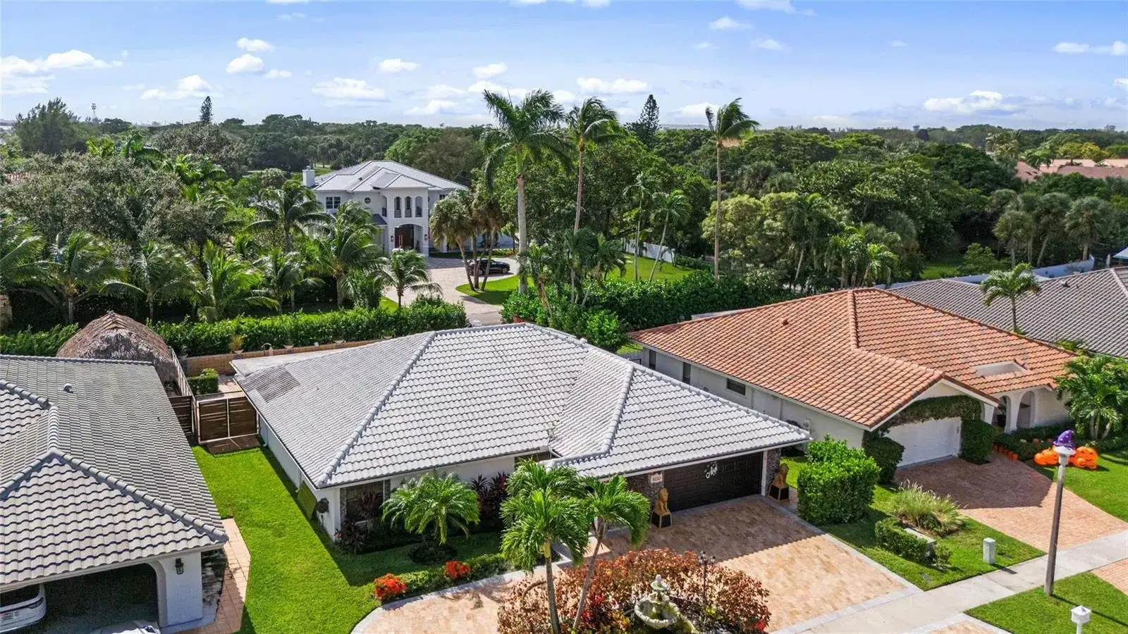 5223 Deerhurst Crescent Circle, Boca Raton FL 33486 photo 3