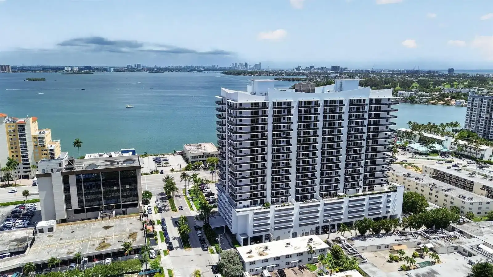 7901 Hispanola Avenue # 807, North Bay Village FL 33141