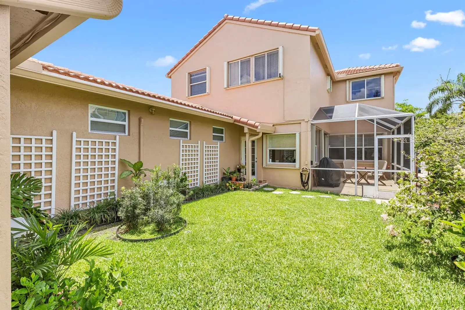 907 Stanton Drive, Weston FL 33326 photo 4