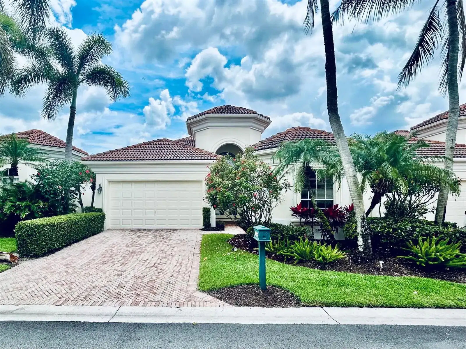 8452 Legend Club Drive, West Palm Beach FL 33412