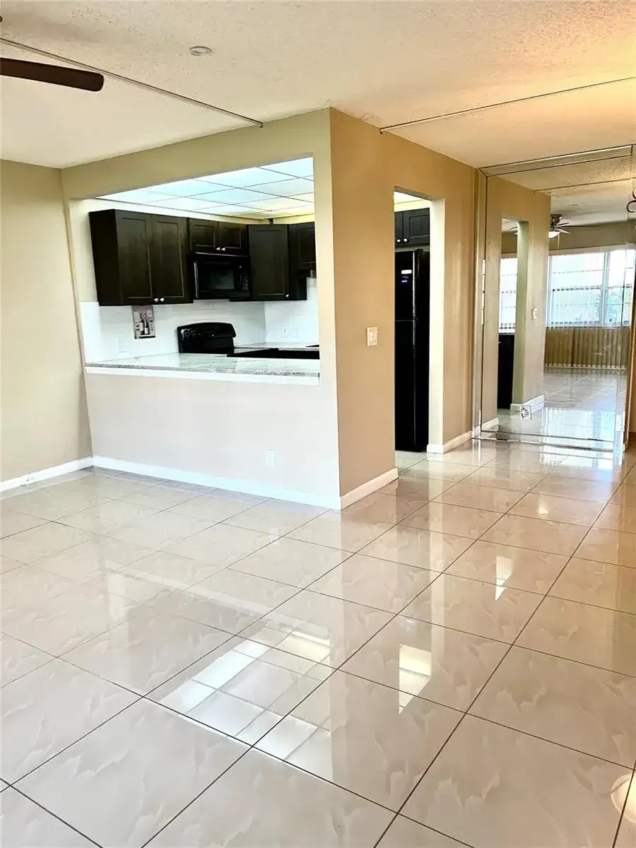 517 Mansfield M # 517, Boca Raton FL 33434 photo 2