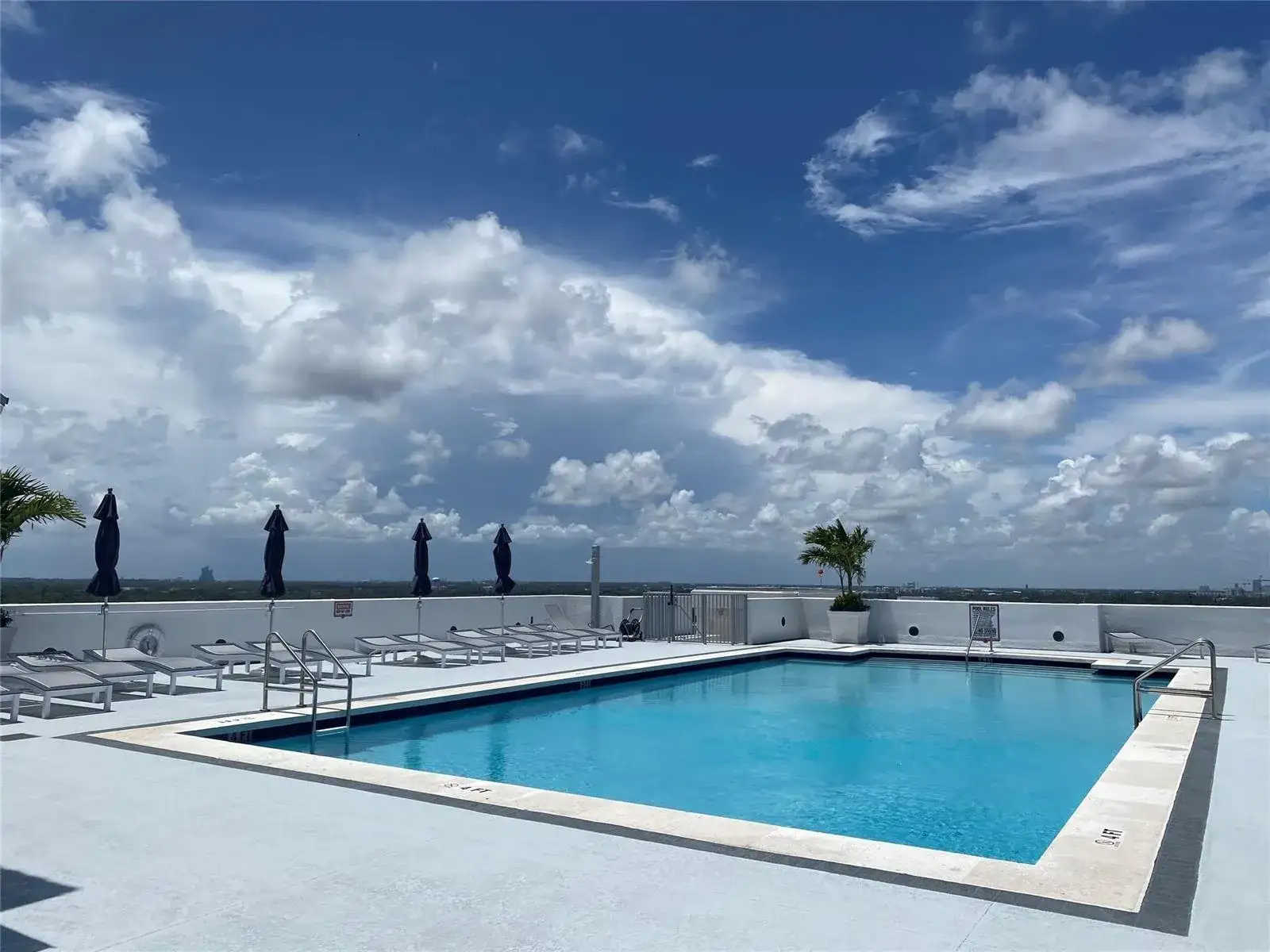 1830 Radius Drive, Hollywood FL 33020 photo 2