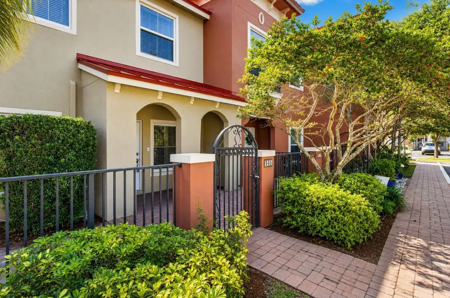 340 Lake Monterey Circle, Boynton Beach FL 33426 photo 5