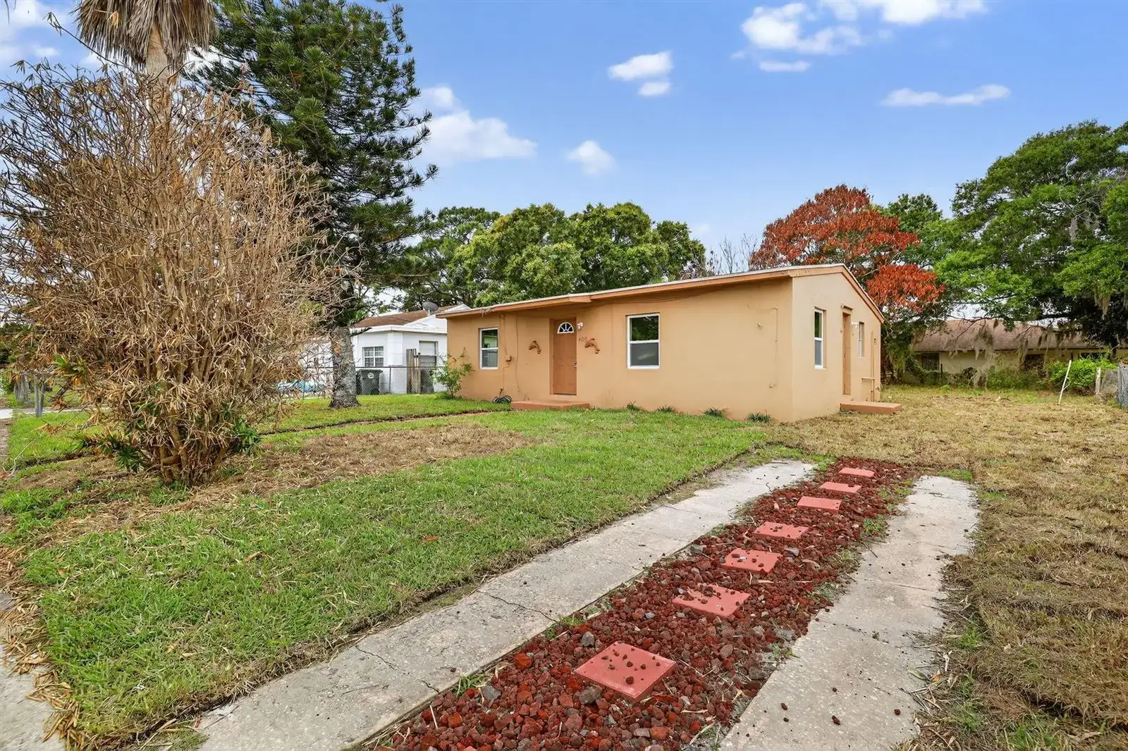 405 N 22nd Street, Fort Pierce FL 34950 photo 2
