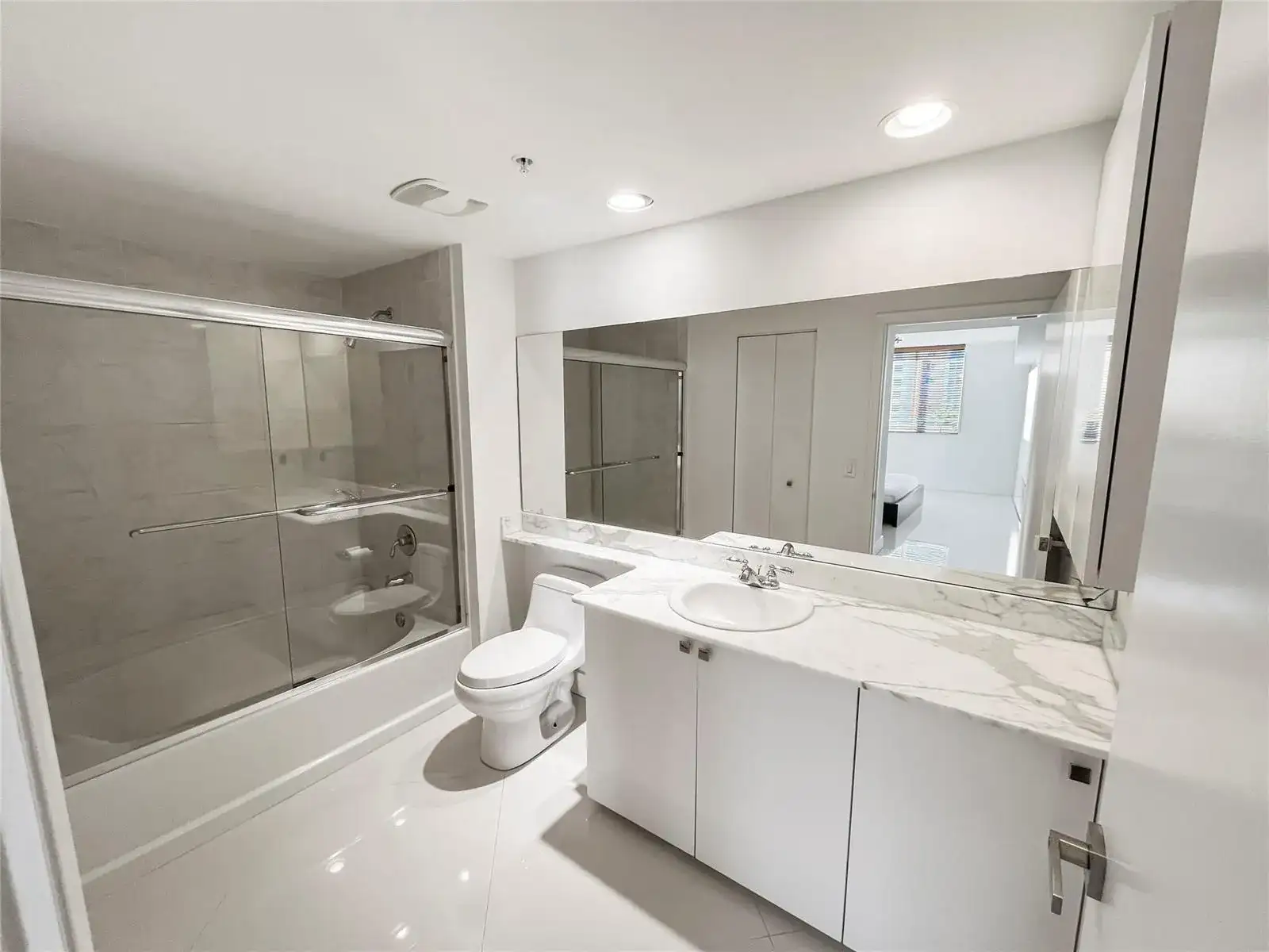 2775 NE 187th Street # 627, Aventura FL 33180 photo 4