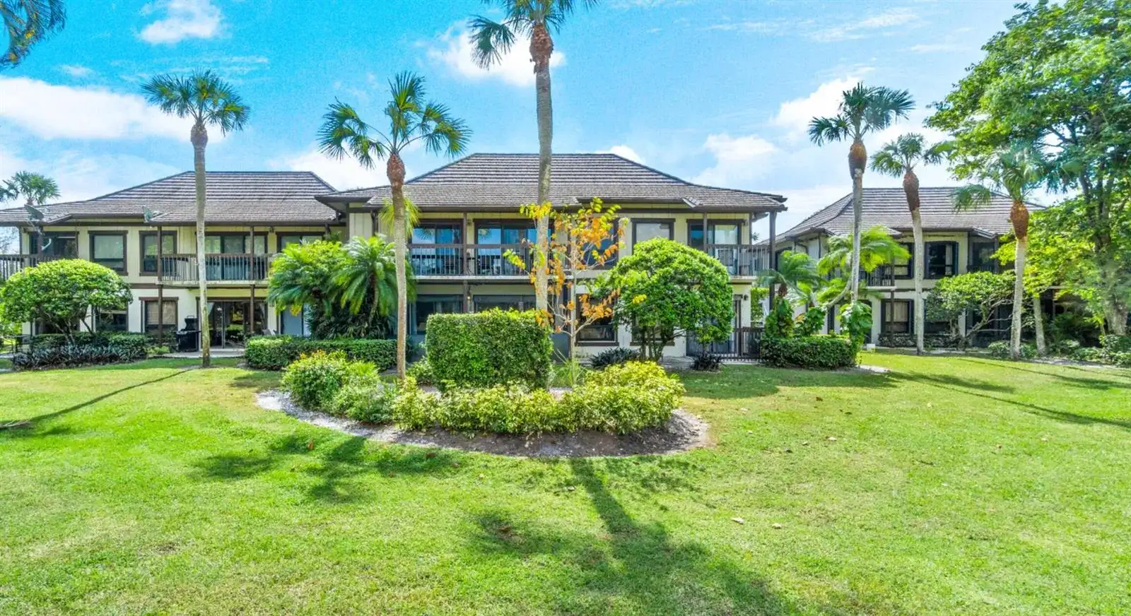 13334 Polo Club Road # 216, Wellington FL 33414