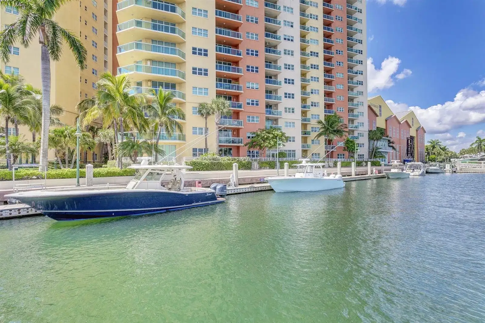 2640 Lake Shore Drive # 1716, Riviera Beach FL 33404 photo 4