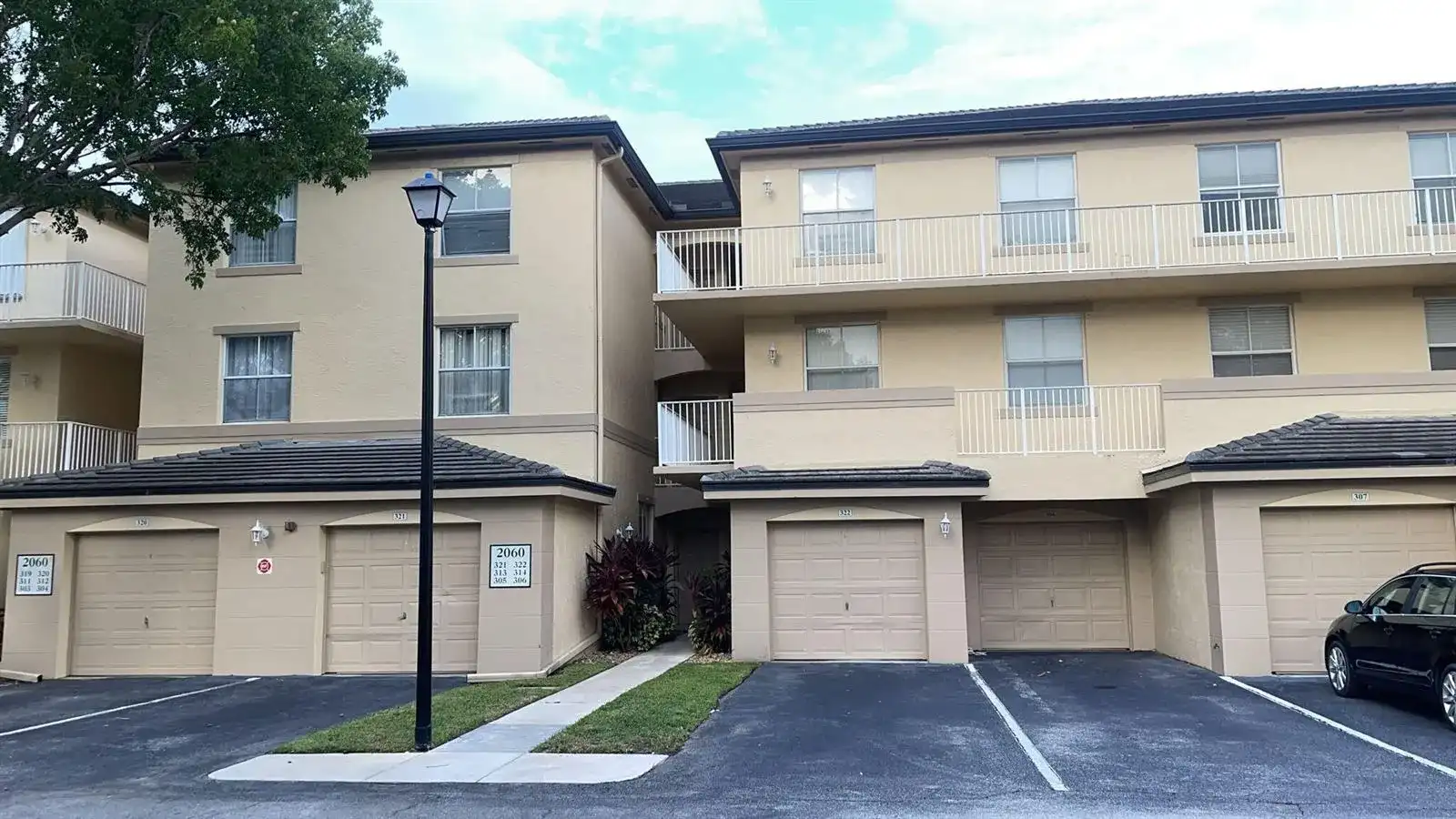 2060 Greenview Shores Boulevard # 305, Wellington FL 33414