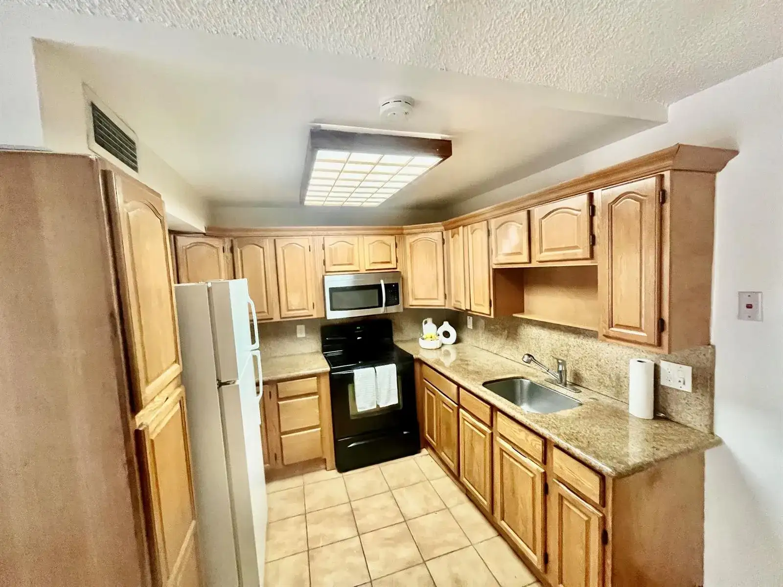 15385 S Dixie Highway # 12, Palmetto Bay FL 33157 photo 2