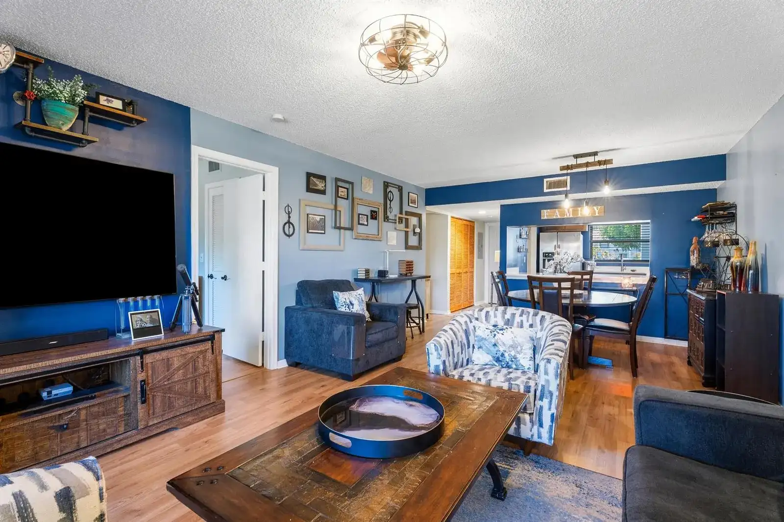 1201 SE Parkview Place # G4, Stuart FL 34994 photo 2