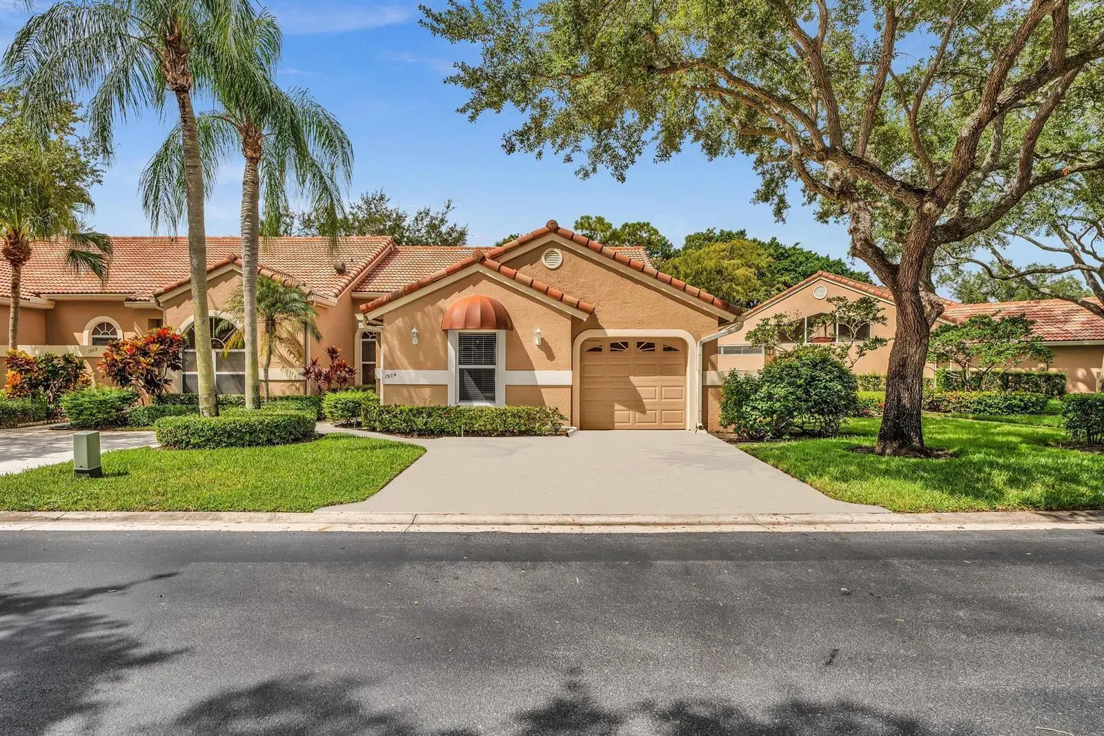 1904 Rosewood Way, Palm Beach Gardens FL 33418
