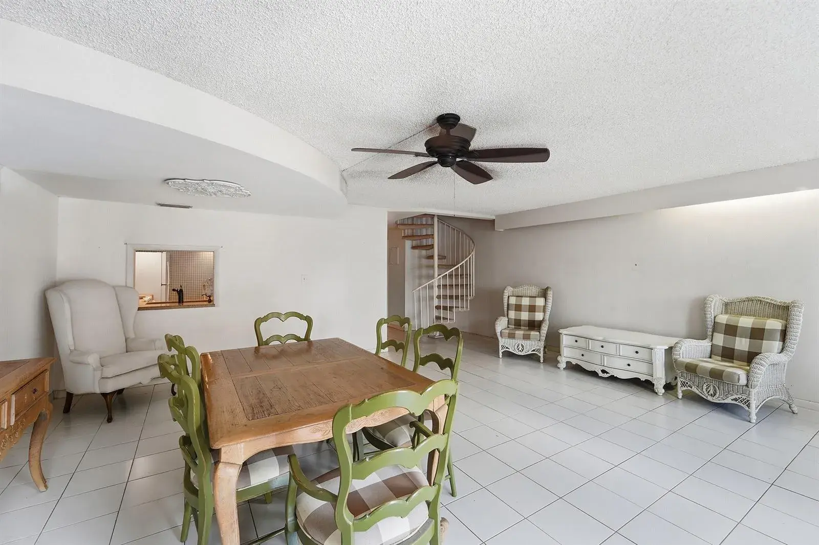 640 Tennis Club Drive # 103, Fort Lauderdale FL 33311