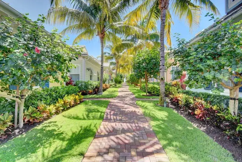 2225 S Ocean Boulevard # a, Delray Beach FL 33483 photo 2