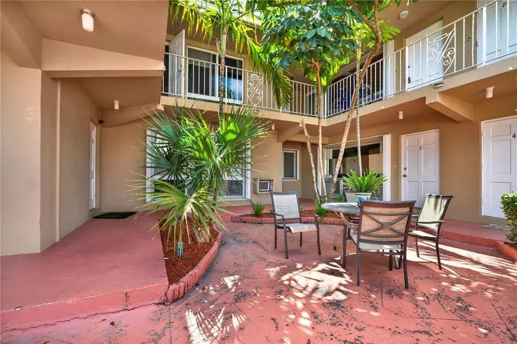 2864 NE 32nd Street # 7, Fort Lauderdale FL 33306