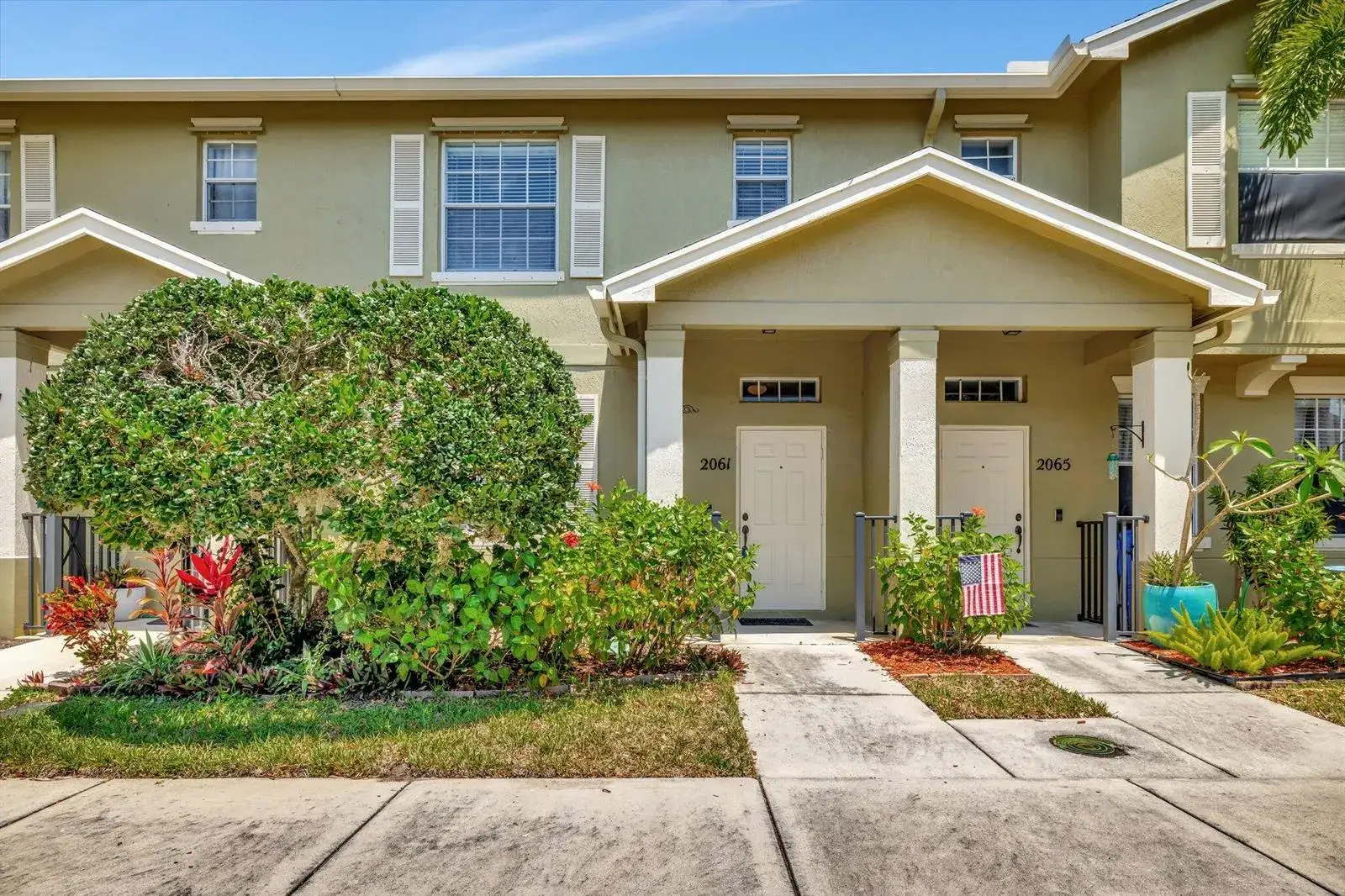 2061 SE Glen Ridge Drive, Port St. Lucie FL 34952