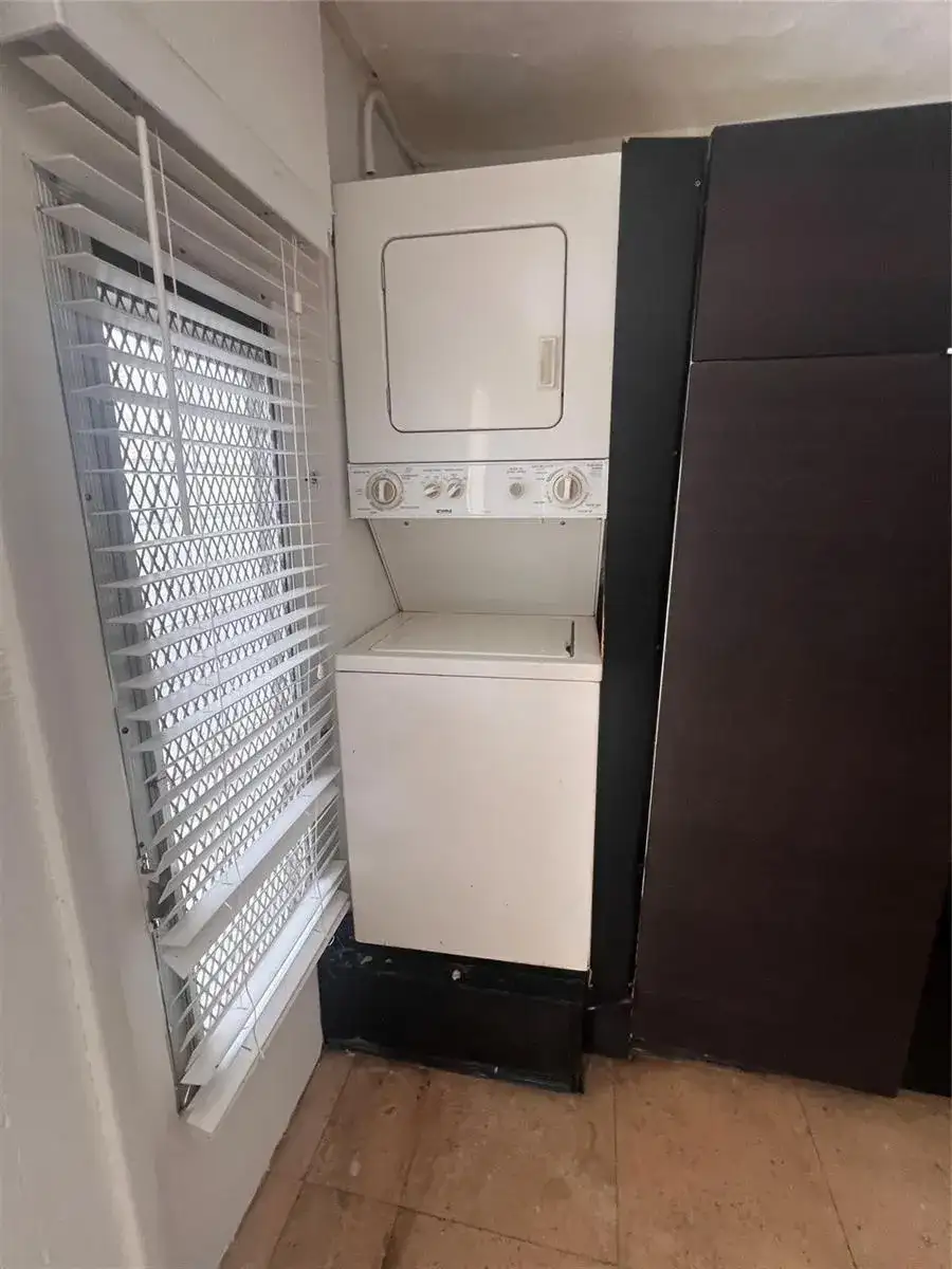 919 Michigan Avenue # 3, Miami Beach FL 33139 photo 4