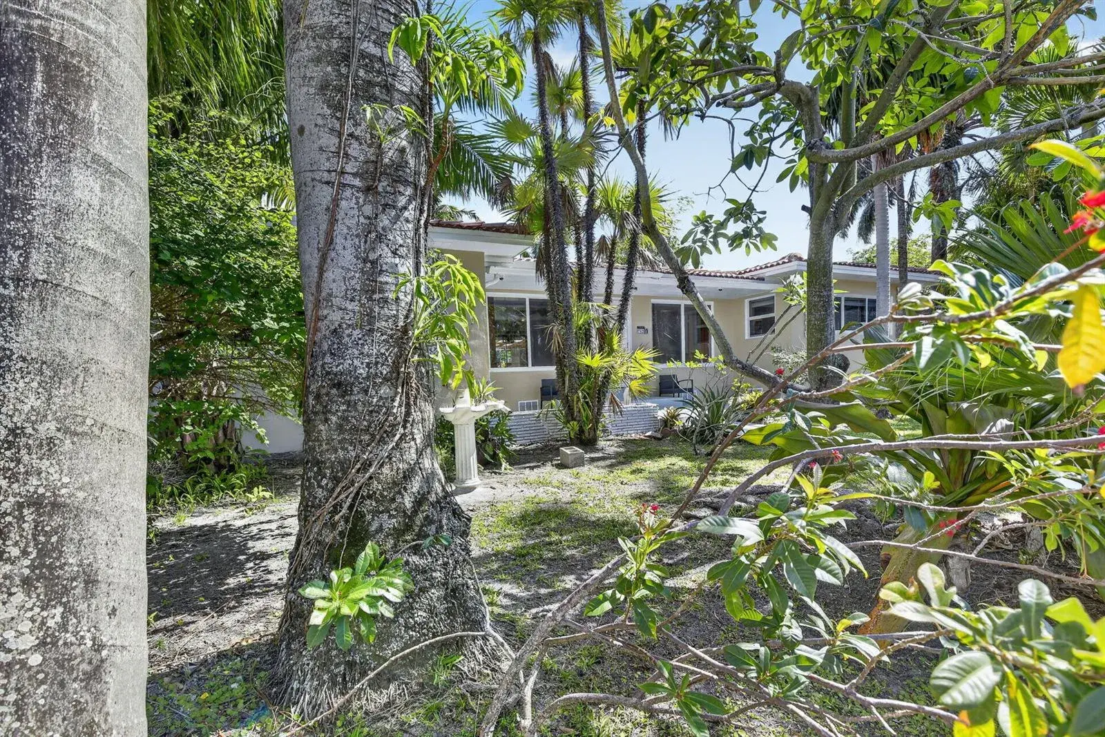 742 Hollywood Boulevard, Hollywood FL 33019