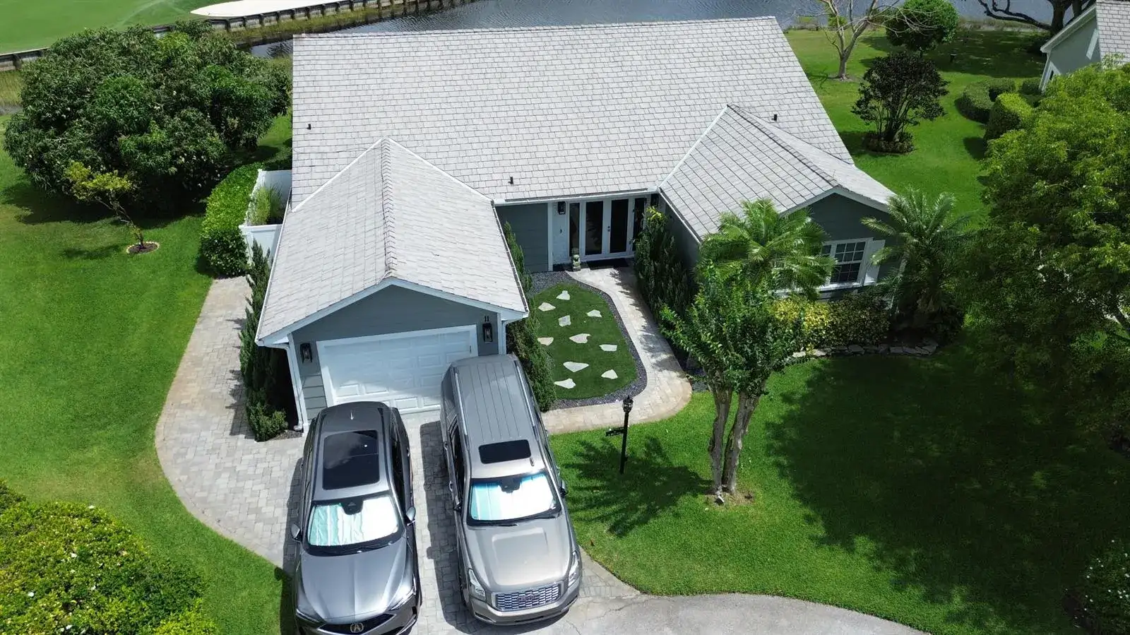 11 Holly Drive, Boynton Beach FL 33436 photo 4