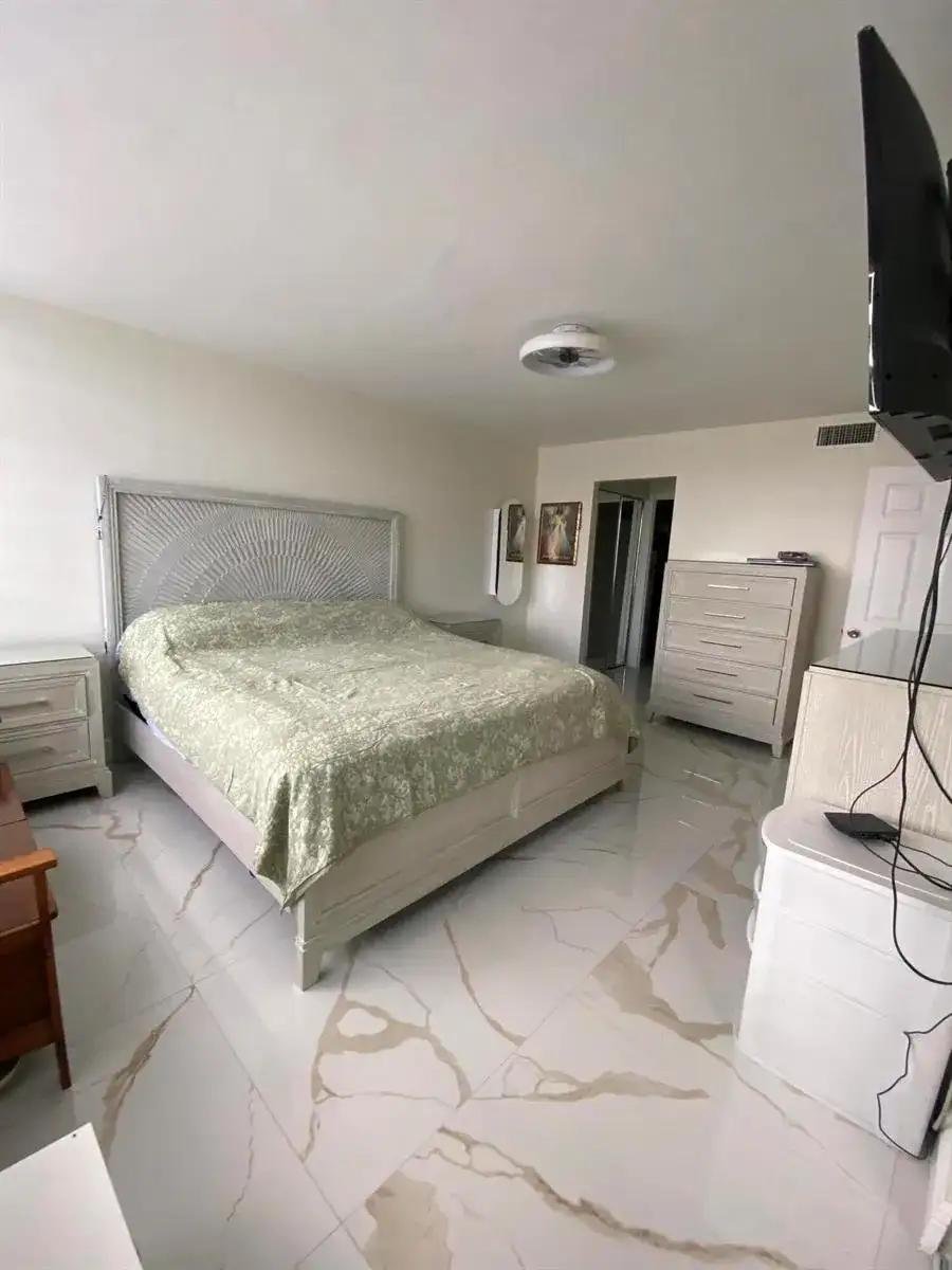 7001 Environ Boulevard # 403, Lauderhill FL 33319 photo 3