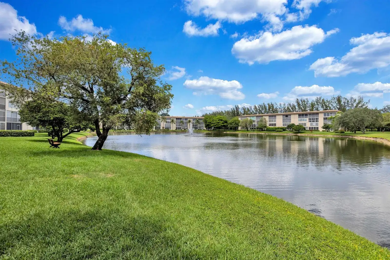 1902 Bermuda Circle # L2, Coconut Creek FL 33066