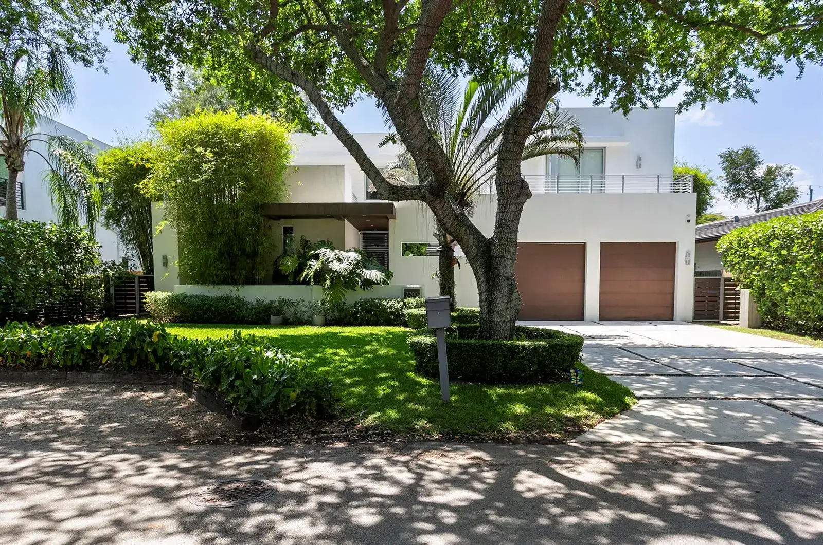 7700 SW 53rd Court, Miami FL 33143 photo 2