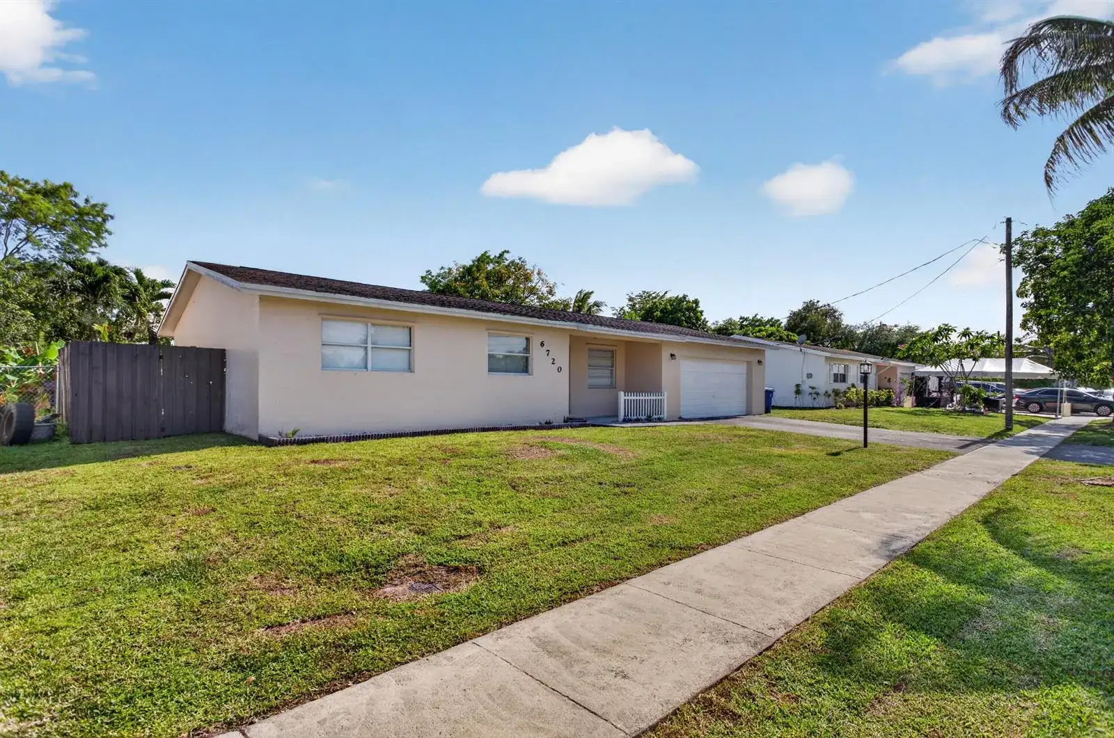 6720 NW 26th Street, Margate FL 33063 photo 2