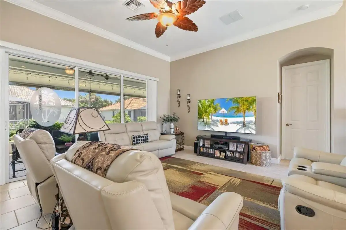 5828 Pine Ridge Circle, Vero Beach FL 32967 photo 5