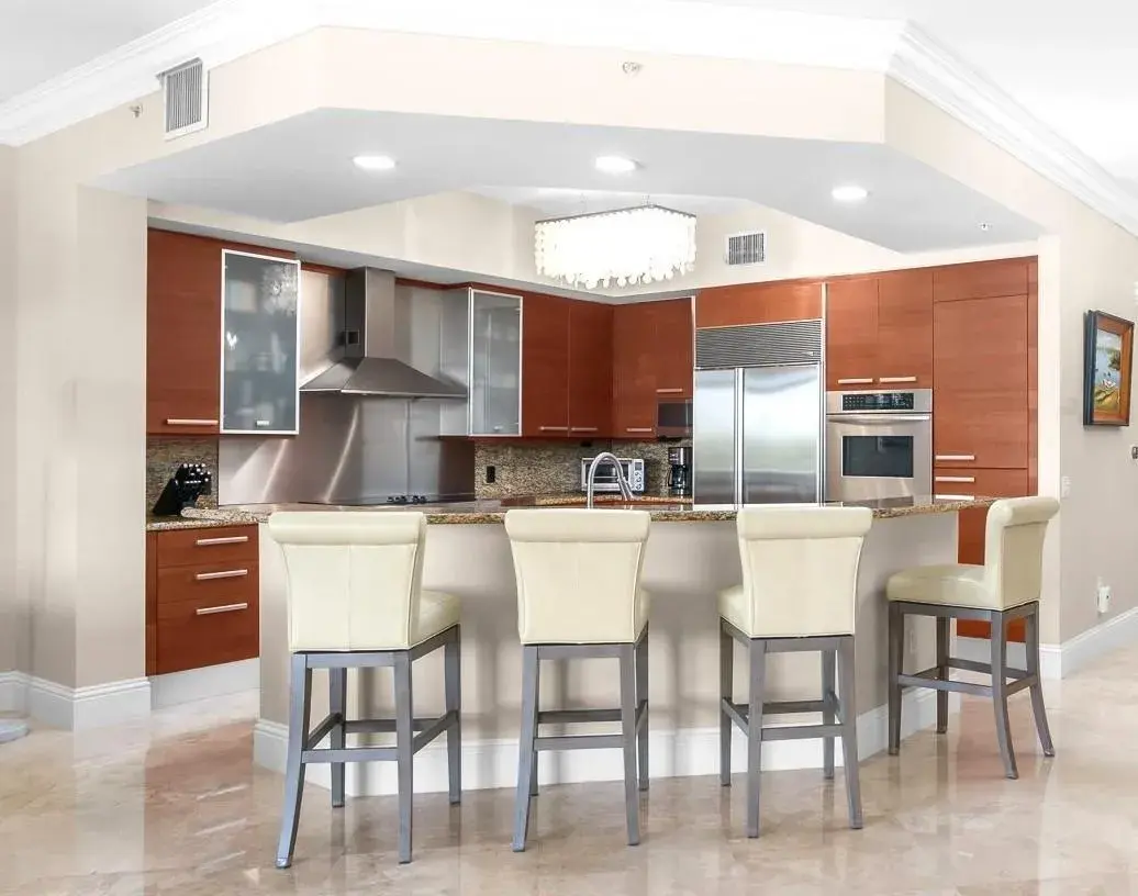 701 SE 21st Avenue # 304, Deerfield Beach FL 33441