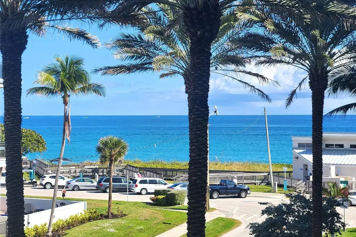 701 SE 21st Avenue # 304, Deerfield Beach FL 33441