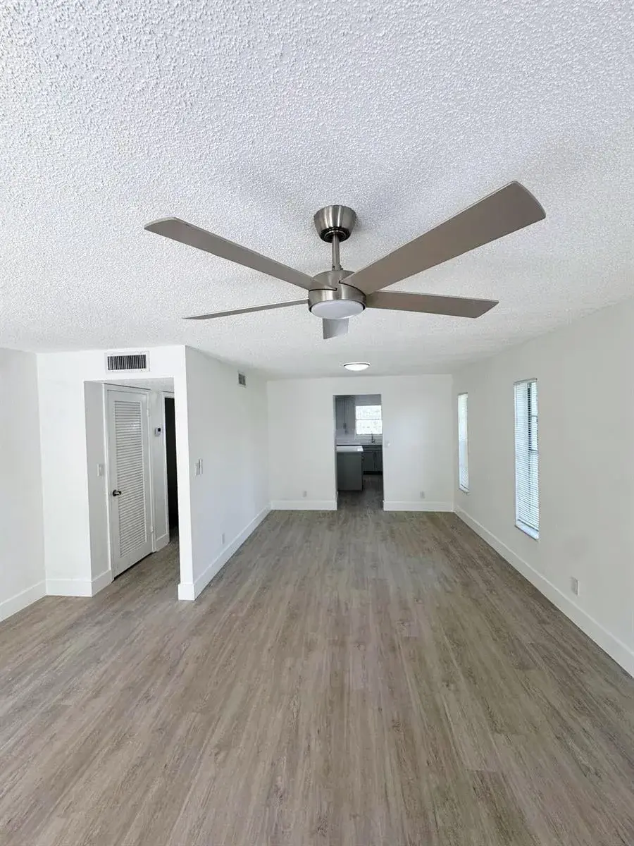 3920 Woodside Drive # 14, Coral Springs FL 33065