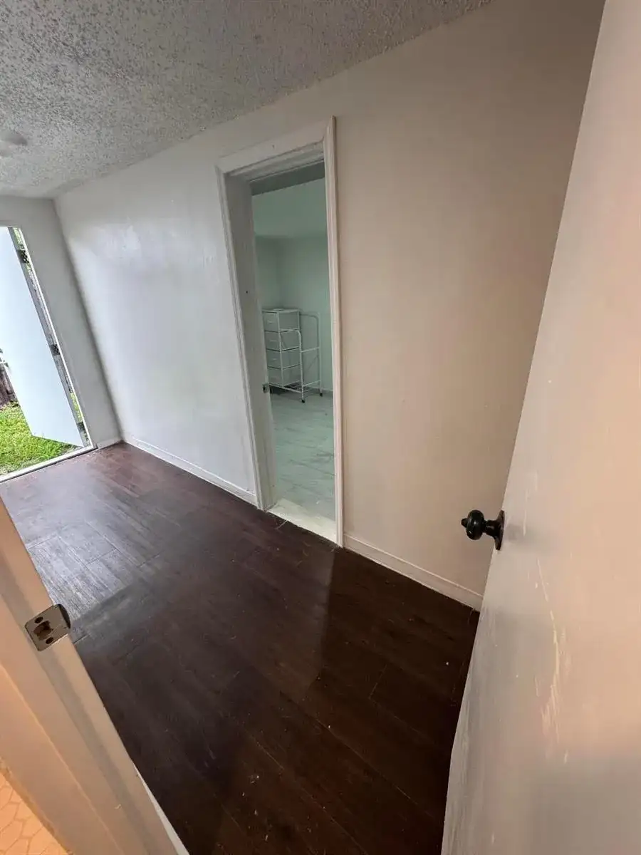 6963 SW 19th Street N, North Lauderdale FL 33068 photo 5