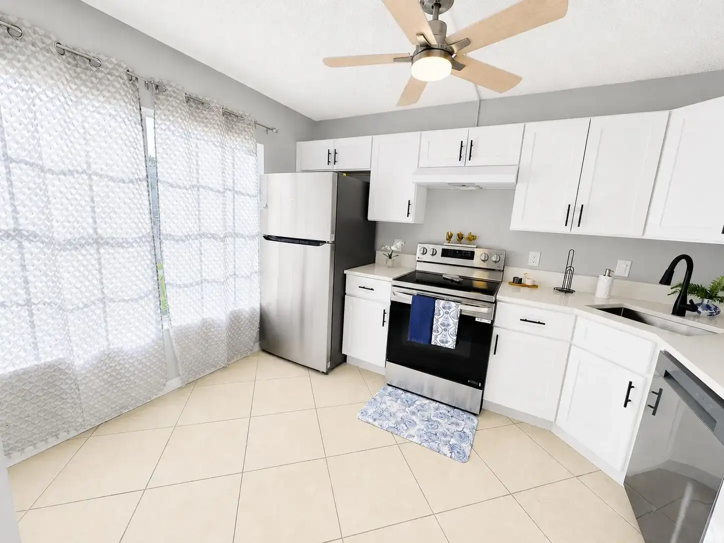 222 Foxtail Drive, FL 33415 photo 2