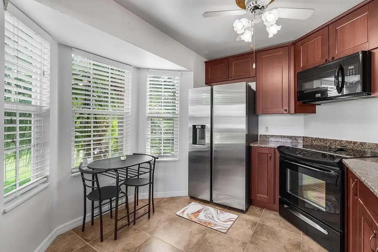 1965 Westminster Circle # 6, Vero Beach FL 32966 photo 4