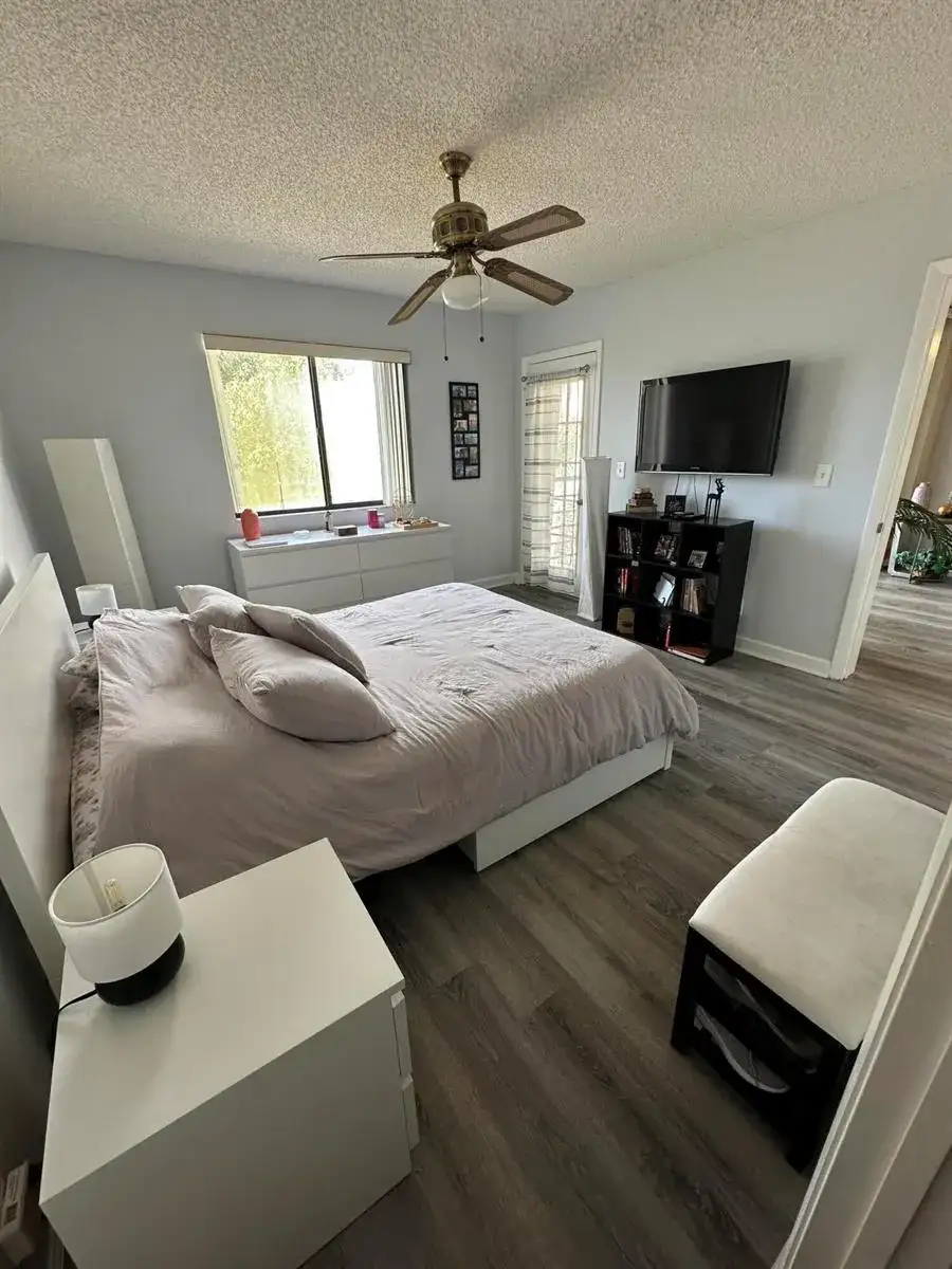 3138 Via Poinciana # 317, Lake Worth FL 33467 photo 5