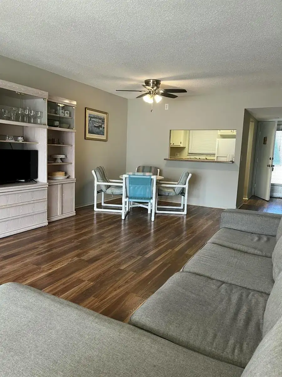 12002 Poinciana Boulevard # 204, Royal Palm Beach FL 33411 photo 3