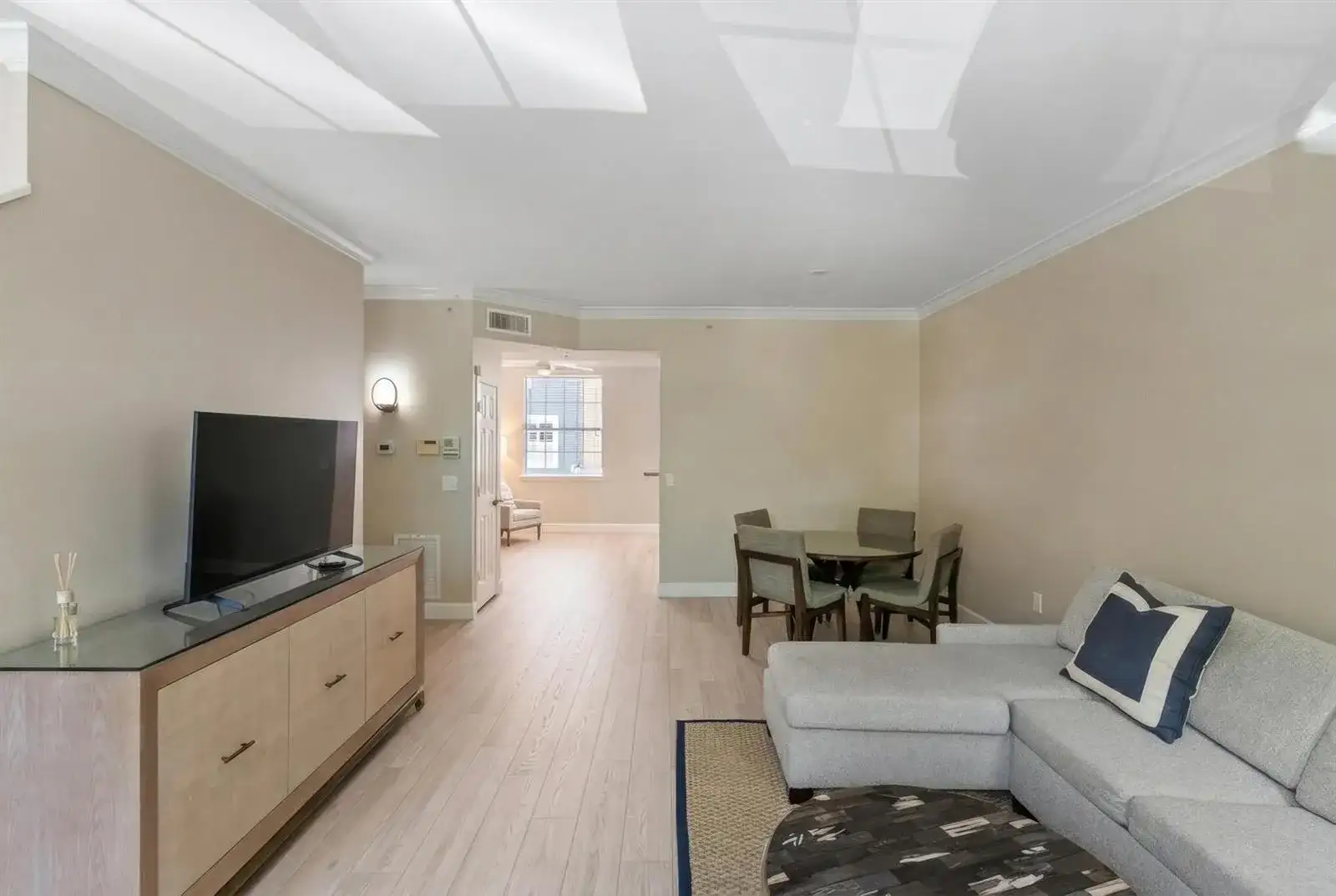 610 Fern Street, West Palm Beach FL 33401 photo 3