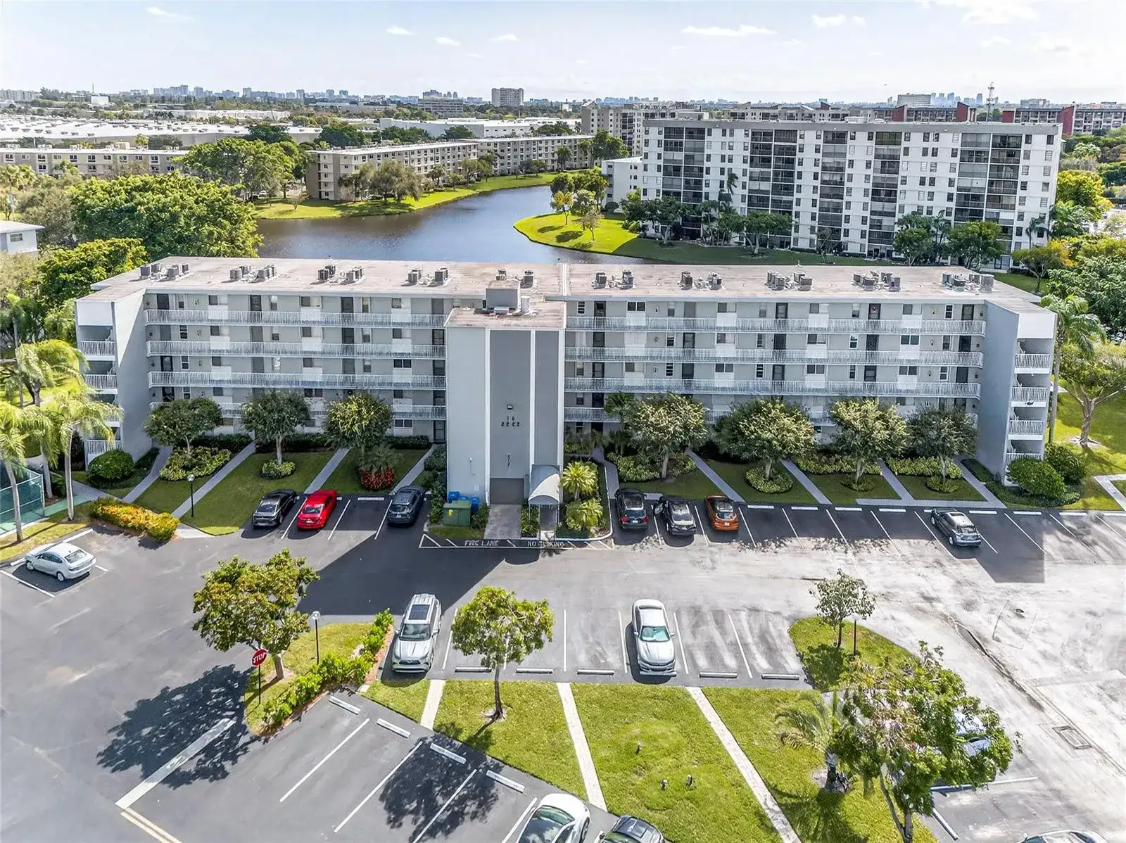2222 N CYPRESS BEND Drive # 201, Pompano Beach FL 33069 photo 3