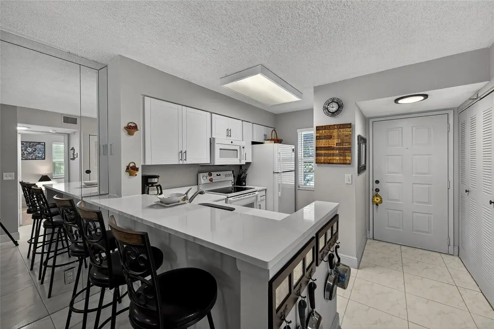 2222 N CYPRESS BEND Drive # 201, Pompano Beach FL 33069 photo 5