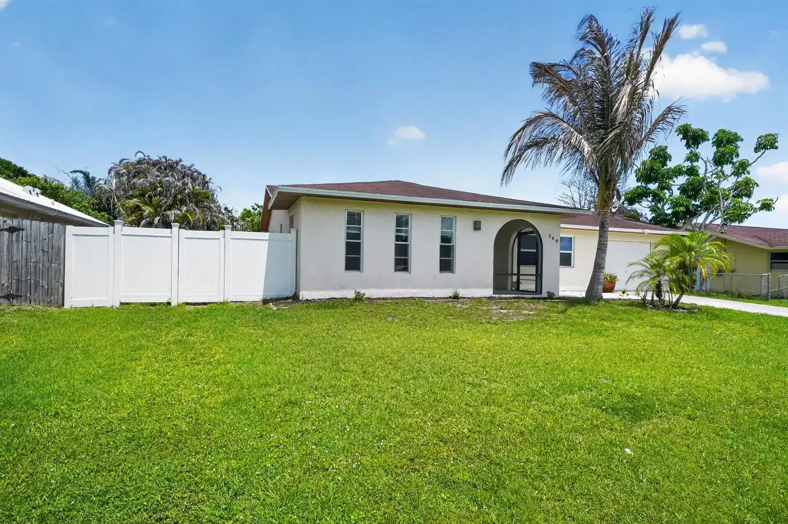 549 SE Marydale Terrace, Port St. Lucie FL 34983 photo 2